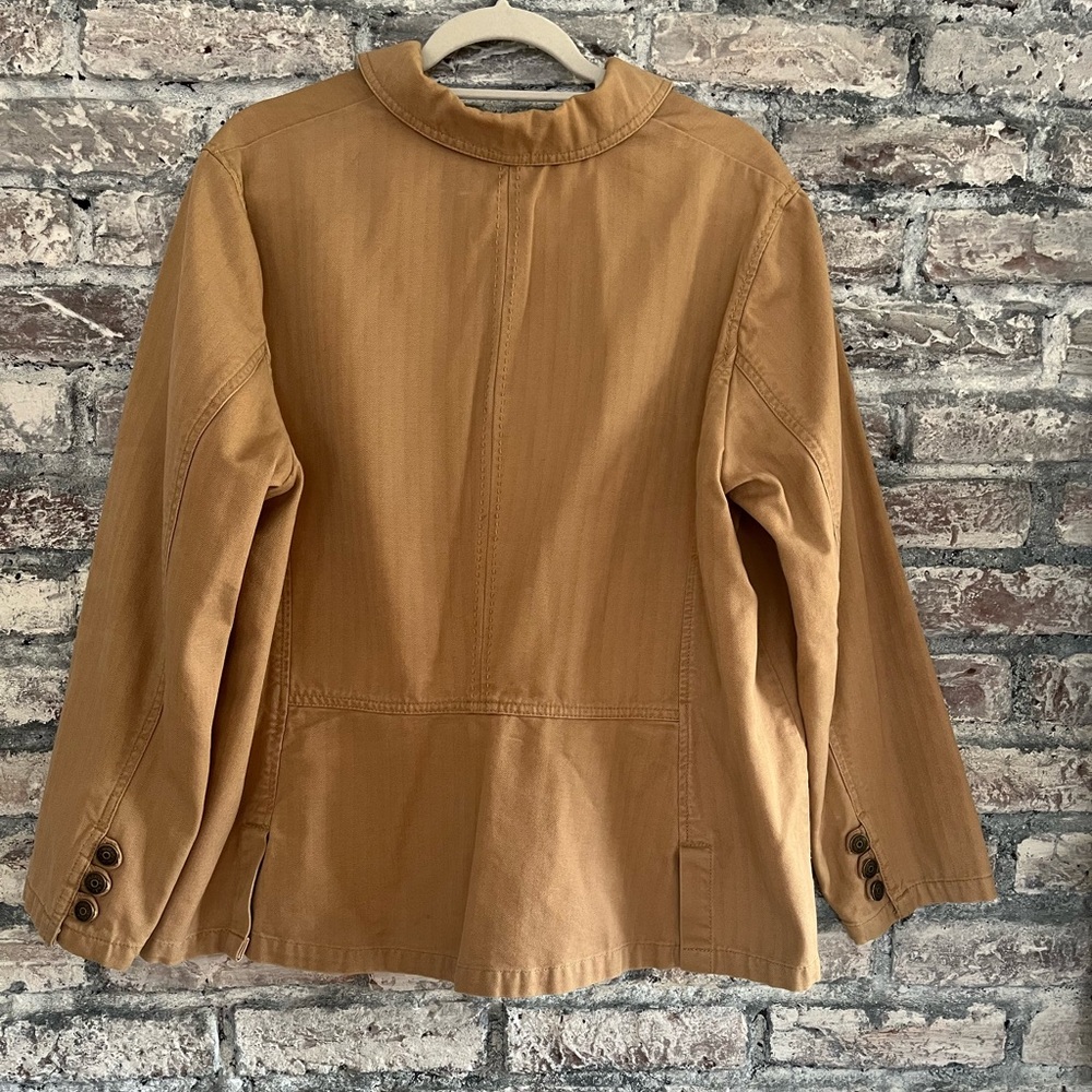 Tan Button-Up jacket, cute metal buttons and stitching detail, excellent cond🌸 - Picture 7 of 10